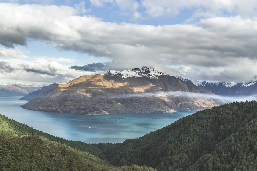 New Zealand mountain landscape